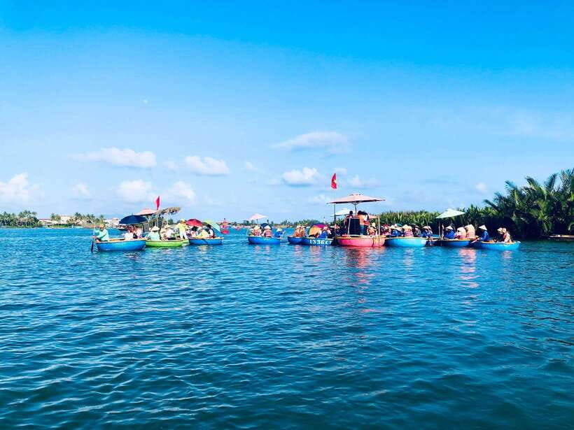 Hoi An: Coconut Basket Boat Rides with Two-way Transfers - Paddle practice and a bamboo boat race: where the smile shows up