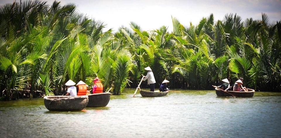Hoi An Coconut Basket Boat Riding With Two-Way Transfers - Lunch in Hoi An style: what you can expect and how to handle dietary needs