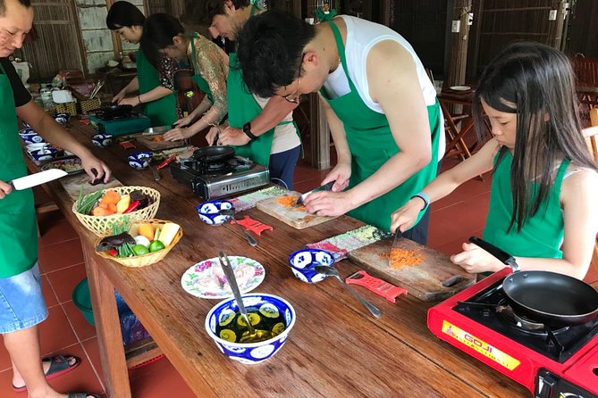 Hoi An Cooking Class And River Cruise - Pickup, timing, and group size: making the afternoon fit