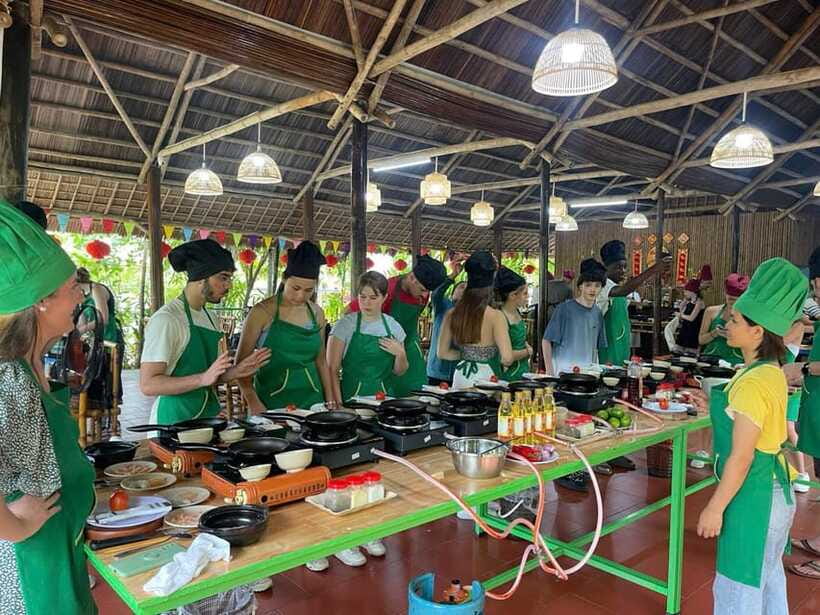 Hoi An: Cooking Class, Crab Fishing-Basket Boat, Market Tour - Price and value: about $20 for a lot of moving parts
