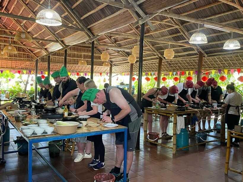 Hoi An: Cooking Class, Crab Fishing-Basket Boat, Market Tour - Logistics that can catch you off guard