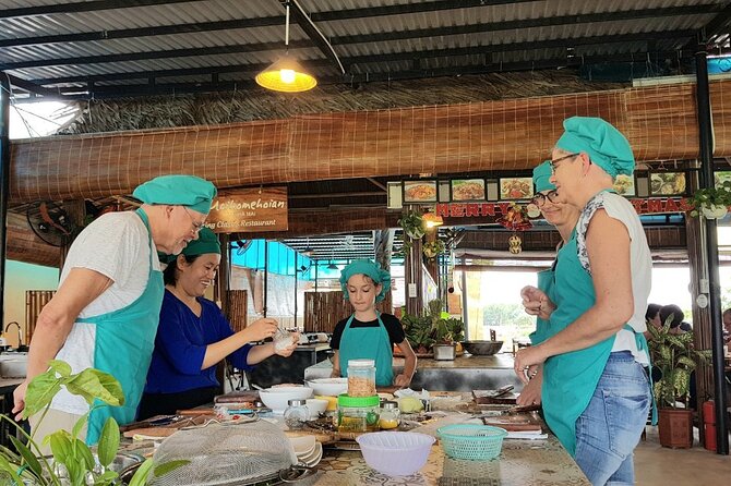 Hoi An Cooking Class With Market Tour and Bamboo Basket Boat Ride - The Hoi An market: herbs, spices, and a shopping-list mission
