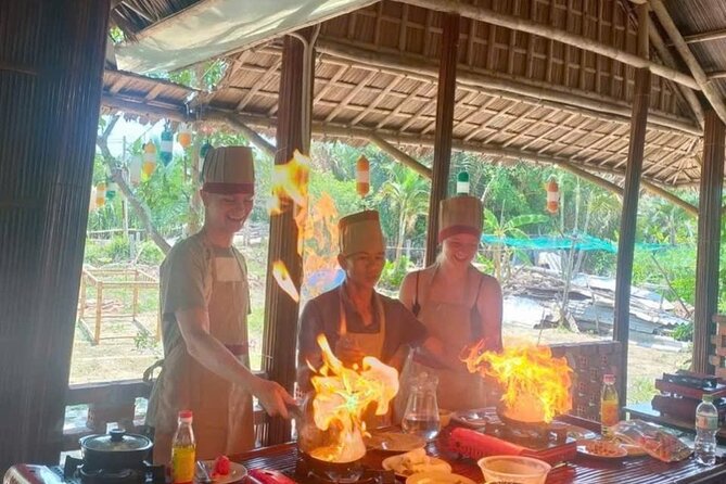 Hoi An Cooking Class with Market Visit - Basket Boat Ride: Paddling the Bamboo Boat Experience