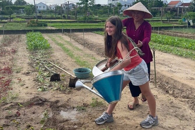 “Hoi An Countryside Cycling Tour–Farming Experience–Cooking Class - Tra Que Vegetable Village: organic farming lessons that connect to your lunch