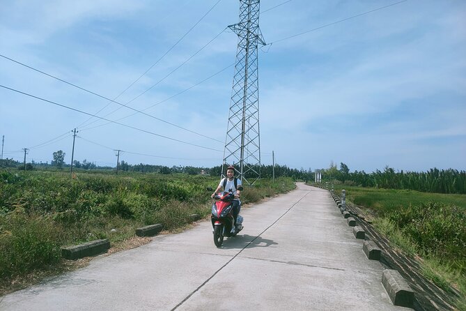 Hoi An Countryside Discovery Tour By Motorbike - Local food - The guide factor: Tai and Cường set the tone