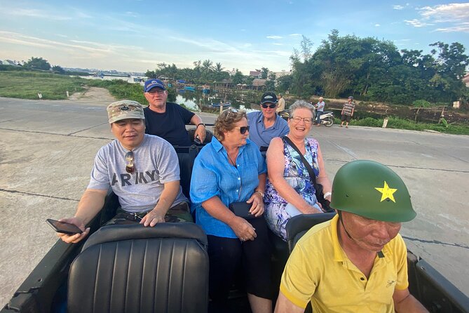 Hoi An Countryside Jeep Tour: Food, Culture & Daily Life - Tra Que Vegetable Village: lunch and the craft-and-food rhythm