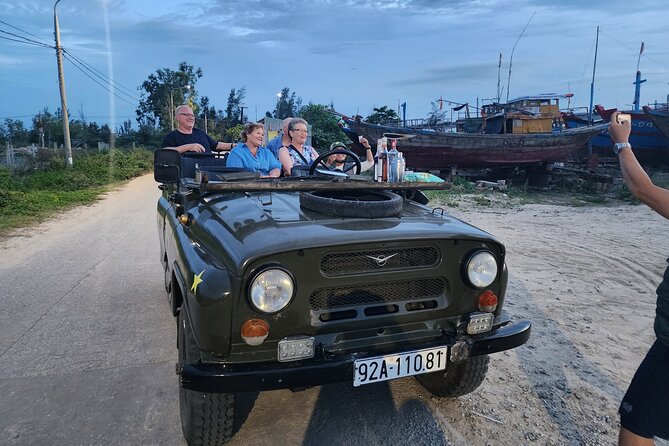 Hoi An Countryside Jeep Tour: Food, Culture & Daily Life - The hands-on moments: rice noodles, mats, wood, and rice wine