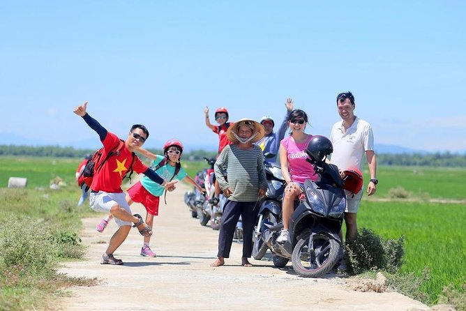 HOI AN Countryside - River Islands - Old Crafts - Local Culture - Cam Thanh: the round basket boat ride under palm trees