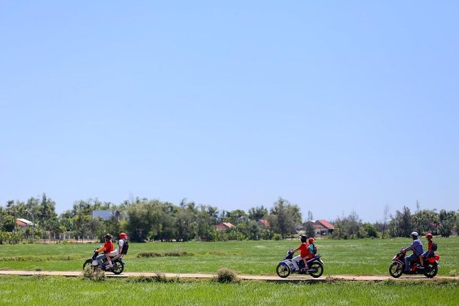 HOI AN Countryside - River Islands - Old Crafts - Local Culture - Kim Bong Carpentry Village: incense-making with a local family