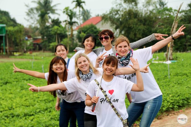 Hoi An Countryside Tour By Scooter With Lady Bikers - Tra Que Vegetable Village: gardening with locals and lotus tea