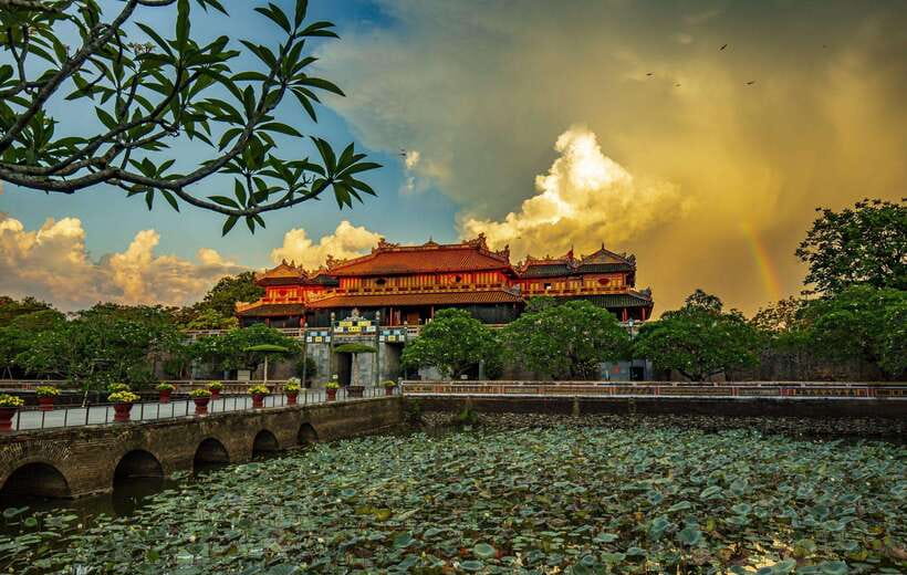 Hoi An/Da Nang : Private Day Trip to Imperial City - Hue - Hai Van Pass: The scenic starter that makes the whole day