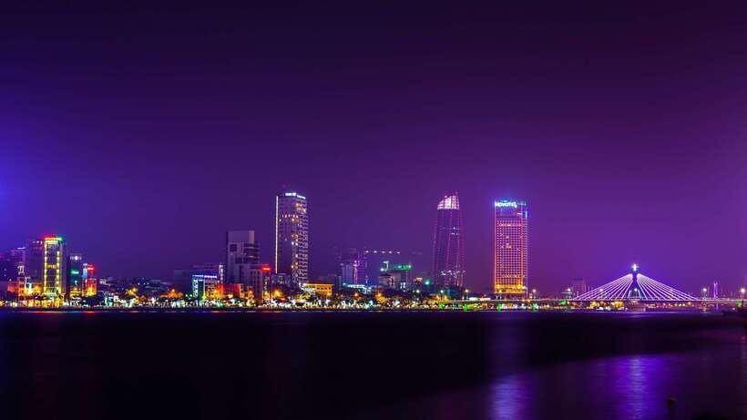 Hoi An: Da Nang Sunset Views & Han River Night Cruise - Dinner at MeliOh Bistro Danang: fueling the river night