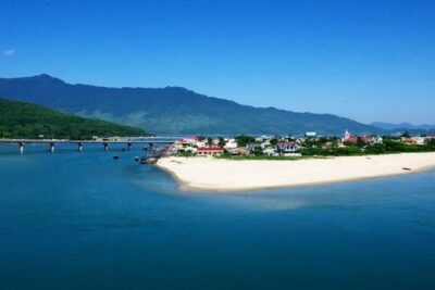 Hoi An - Danang - Hue: Private Car via Hai Van Pass and More - Marble Mountain Caves and the Stone Craft Village at Its Base