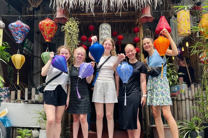 Hoi An Foldable Bamboo Silk Lantern and Evening Street Food Tour - The street food walk in old town: eat like a local