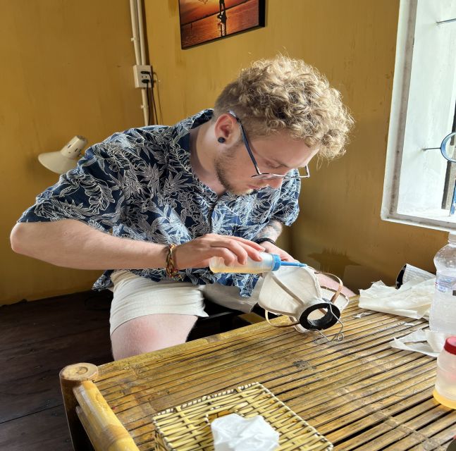 Hoi An: Foldable Lantern Making Class with Acrylic Painting - Vietnamese Tea And Dry Crispy Coconut: A Small Welcome With Good Timing