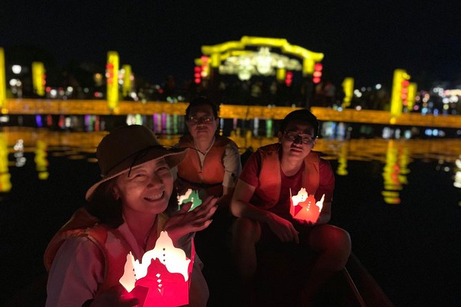 Hoi An Food Trail by Night with Boat Trip - Xi ma soup and the 105-year-old house visit