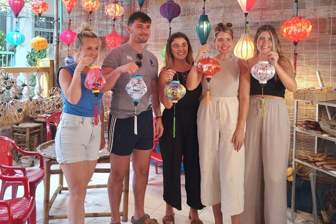 Hoi An Full Lantern Making Class , Basket Boat , Crab Fishing And Food - Making a real Hoi An lantern step-by-step