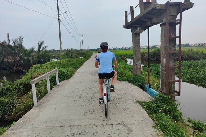 Hoi An Half-Day Bicycle Tour: Visit Herb Village, Row Basket Boat - Shrimp Farms, Rice Fields, and Wildlife on Two Wheels