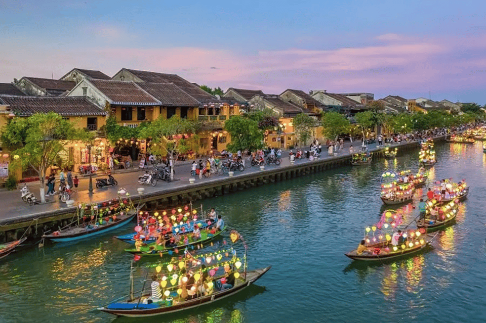Hoi An: Hoai River Boat Ride & Lantern Release Experience - On the water: what your Hoai River ride is likely to feel like