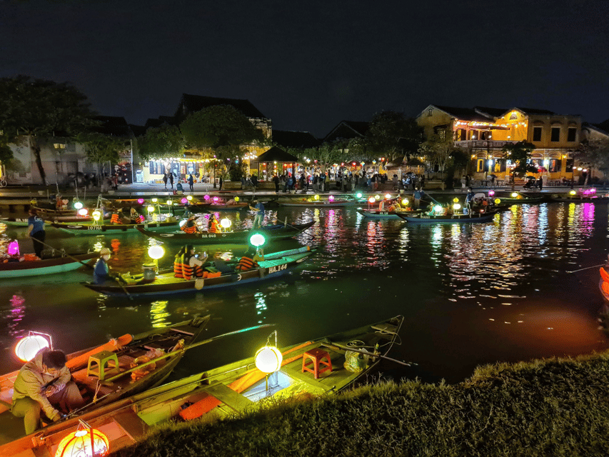 Hoi An: Hoai River Boat Ride & Lantern Release Experience - Meeting point reality check: go straight to the ticketing counter