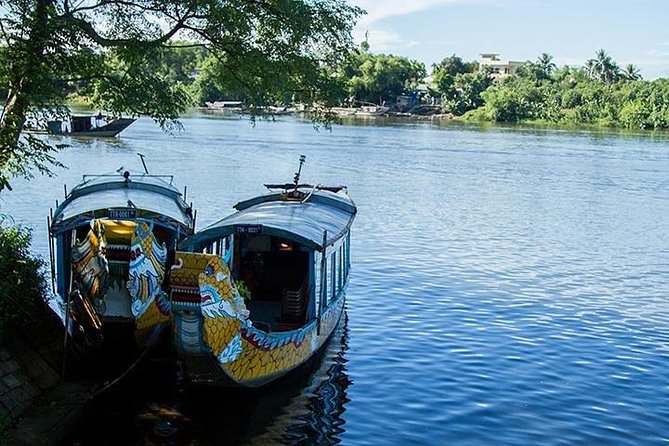 Hoi An: Imperial Hue And Hai Van Pass Full-day Tour - Lunch included: a real break, not a quick snack