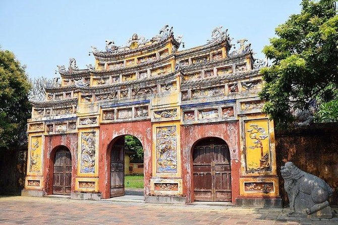 Hoi An: Imperial Hue And Hai Van Pass Full-day Tour - Getting through the long day comfortably