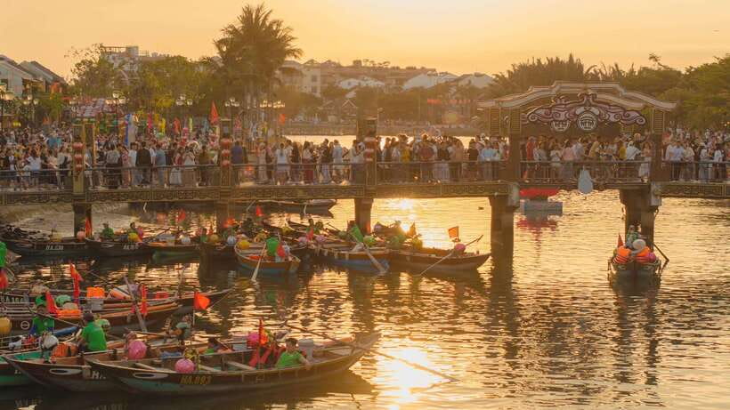 Hoi An : Lantern Boat Trip & Release Lantern - Key things I’d watch for