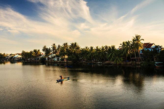 Hoi An Lantern Cruise/Boat Private Sunset/Special Event By Lotus - Thu Bon River fishing-life glimpses you might not expect