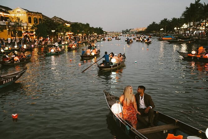 Hoi An Lantern Shop & Boat Photoshoot – Night Experience - Key things to know before you go