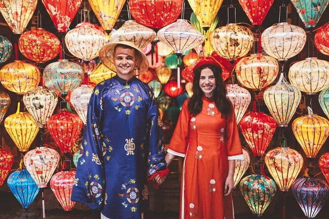 Hoi An Lantern Shop & Boat Photoshoot – Night Experience - Lantern Shop + Boat at Night: what you’re really buying