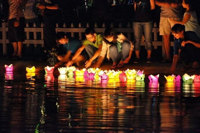 Hoi An Lantern Shop & Boat Photoshoot – Night Experience - Who this fits best (and who might want to skip it)