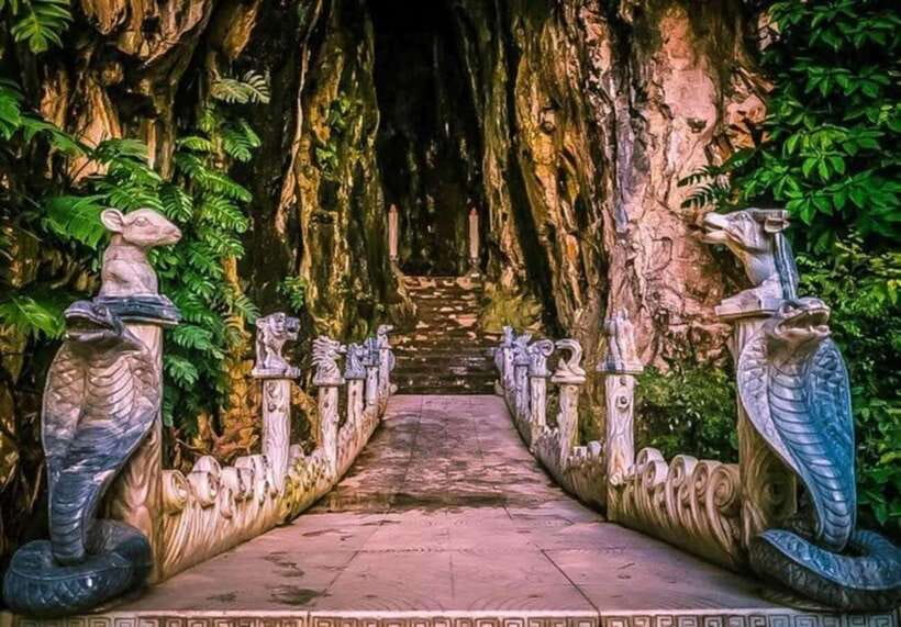 Hoi An: Marble Mountain, Am Phu Cave and Monkey Mountain - Monkey Mountain and Linh Ung Pagoda: the best views in the rotation