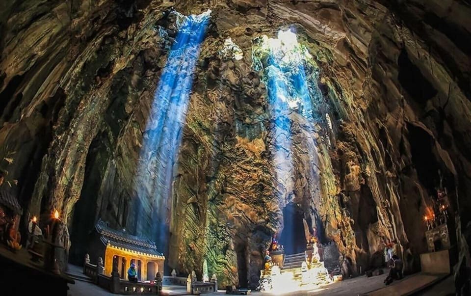 Hoi An : Marble Mountains and My Son Sanctuary Full Day Trip - Thu Bon River sunset cruise: banh mi and local life
