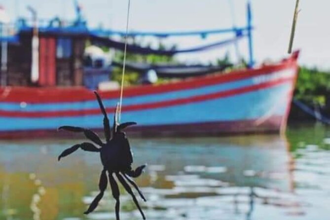 Hoi An: Market Visit, Basket Boat Ride, and Cooking Class - Picking Ingredients at the Market in Hoi An (This Is Where the Value Starts)