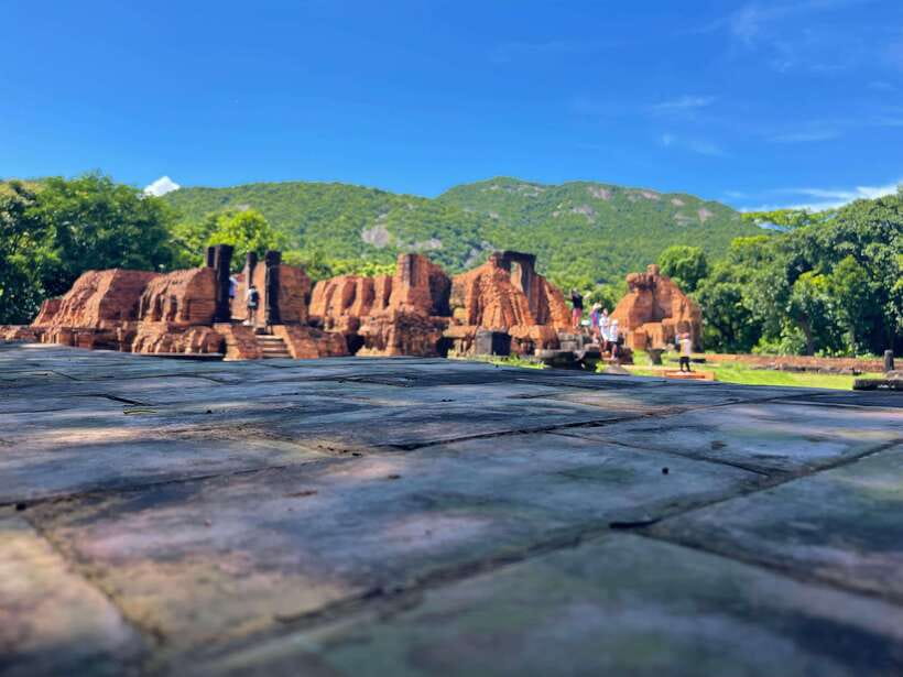 Hoi An: My Son Ruins: Guide-Bus-Boat-Cultural Show-Lunch - Cultural stops on the way: Champa performance and rural life