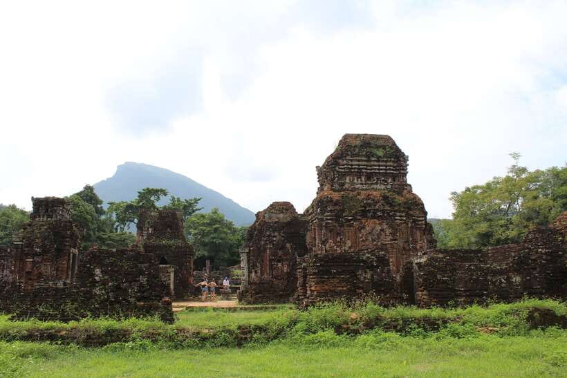 Hoi An: My Son Sanctuary 8 am/1 pm - Who should book the My Son 8 am / 1 pm tour?