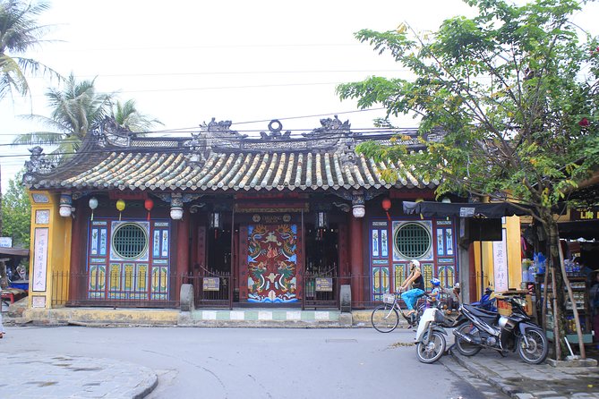 Hoi An: My Son Sanctuary And Hoi An Heritage Full-day Tour - Guides, Group Size, and the Private Upgrade