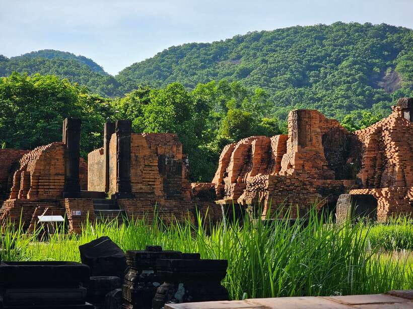 Hoi An: My Son Sanctuary Early Morning w. Champa Food Brunch - Key points at a glance