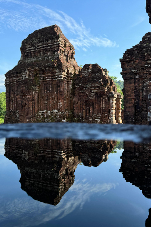 Hoi An: My Son Sanctuary Sunrise Tour - Coffee and My Quang Breakfast After the Temples