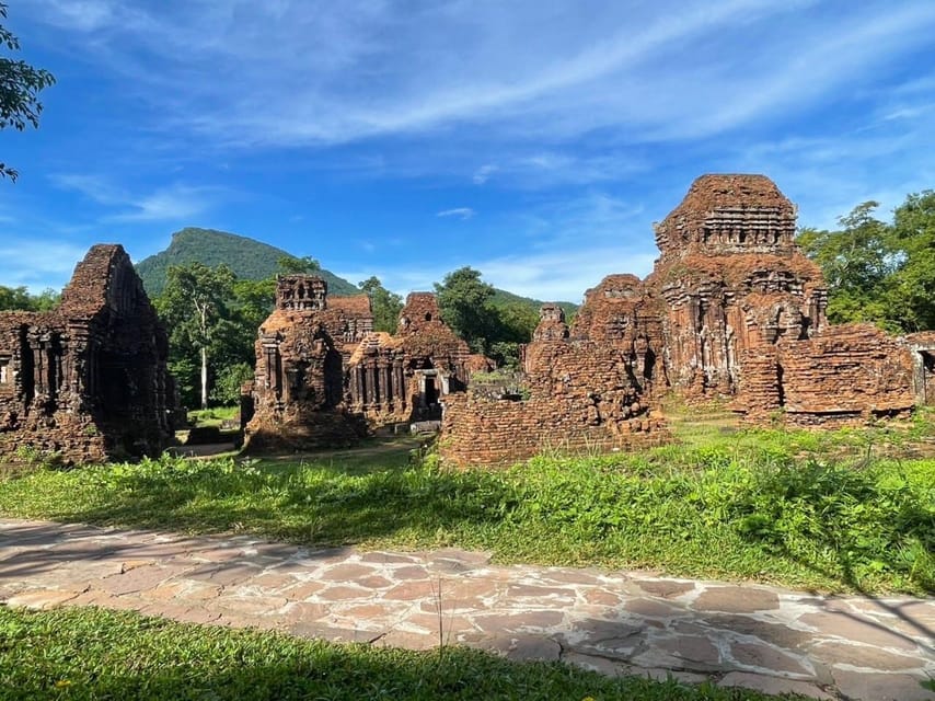 Hoi An : My Son Sanctuary Tour with Vietnamese Lunch - Good to Know: Cash, Heat, and Sensible Packing