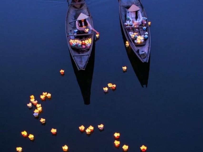 Hoi An: Night Boat Trip and Release Lantern at Hoai River - Photo Tips for Lantern Boats and Lotus Sellers Along the Waterfront