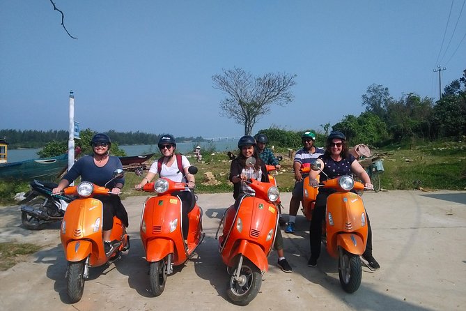 Hoi An Nightlife And Food Tour By Electric Scooter - Riverfront Bar Finish: Your Cocktail, Your Skills