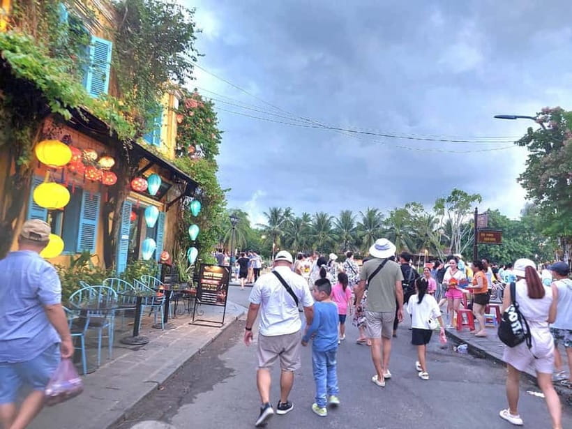 Hoi An Old Town Entrance Ticket +Boat Lantern Release Ticket - Old Town on foot: how the lantern streets shape your route
