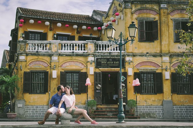 Hoi An Photographer & Vacation Photoshoot – Private Session - Boat ride on the Hoai River: sunset or night magic