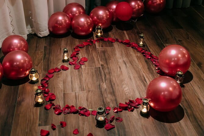 Hoi An Pre Wedding Standard Package - Meeting at Hoi An Art Gallery: logistics that matter