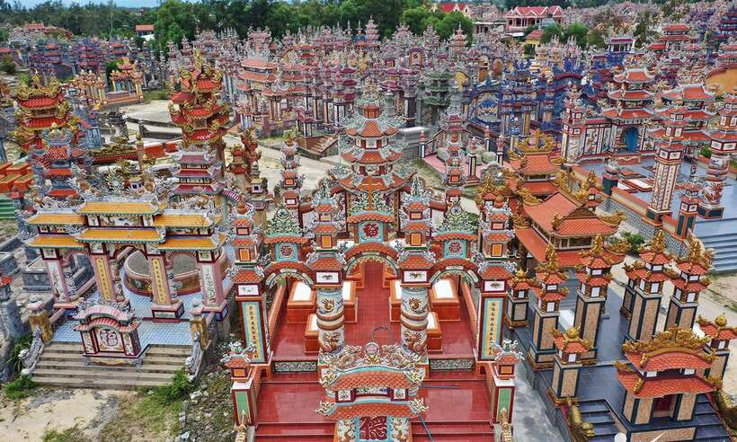 Hoi An: Private Car To/From Hue via Multi Attraction( 1-Way) - Marble Mountains caves and pagodas: a Buddhism-friendly stop before Hue