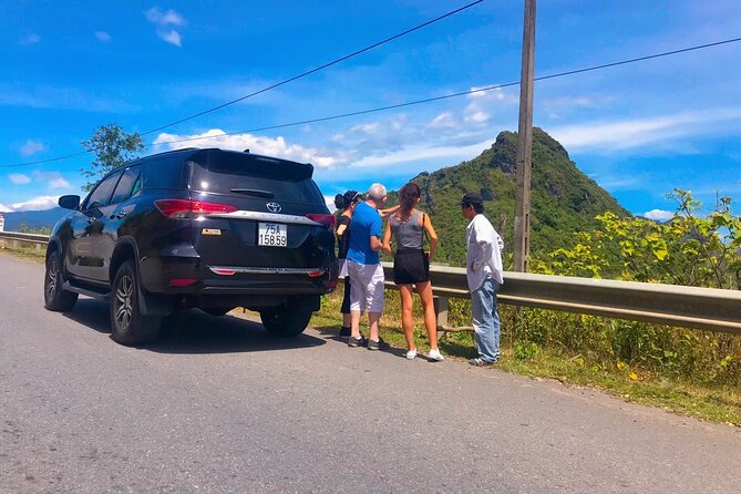 Hoi An : Private Car Via Fabulous Stops To Hue (1 way) - Drivers and comfort: where the experience often makes or breaks