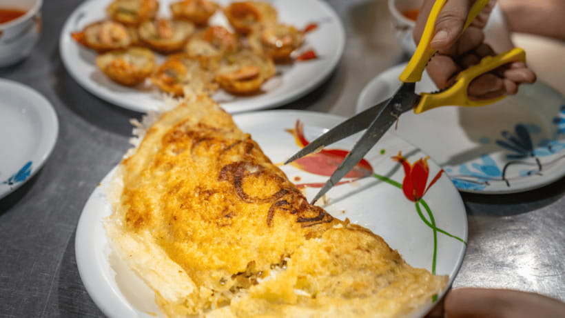 Hoi An: Private Evening Food Tour by Bike - Beer, coffee, and dinner time: how the pacing works