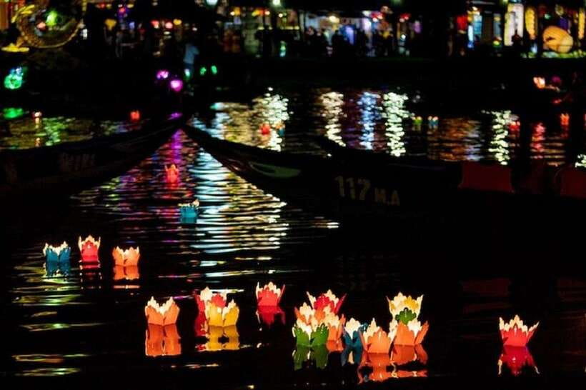 Hoi An: Private Lantern Cruise on the Thu Bon River - Where to meet and how boarding usually works