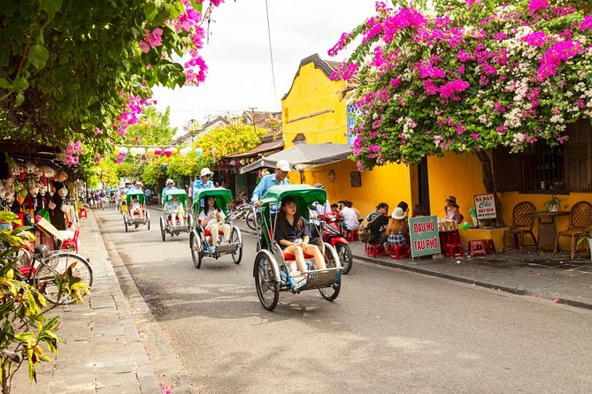Hoi An Rickshaw Riding/Carpentry or Ceramic Class by Foodie Tour - Key things you’ll notice right away